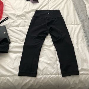 Lululemon align crop